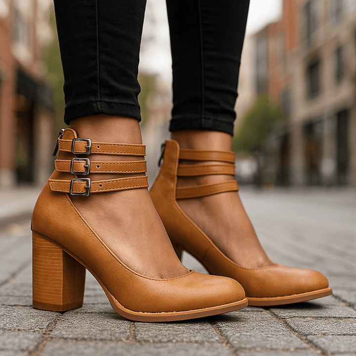 Averia | Women’s Strappy Block Heel Pumps