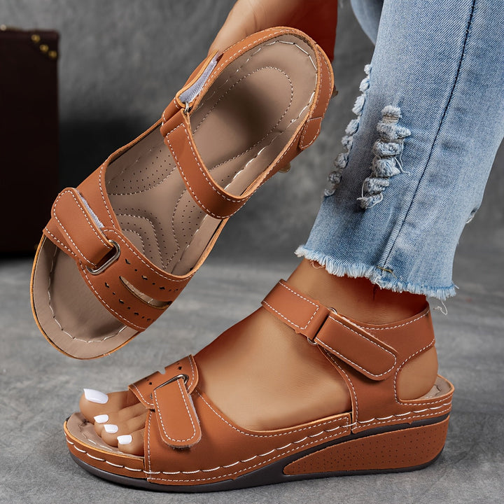 Norah | Women’s Comfort Walking Sandals