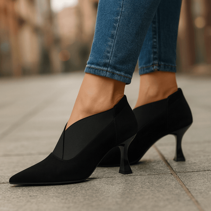 Virelle | Elegant Pointed Heel Pumps