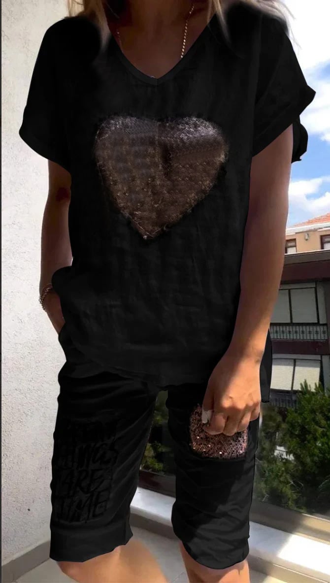 Celeste | Heart Print Casual Shorts Set