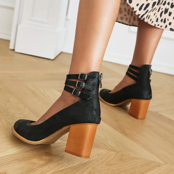 Averia | Women’s Strappy Block Heel Pumps
