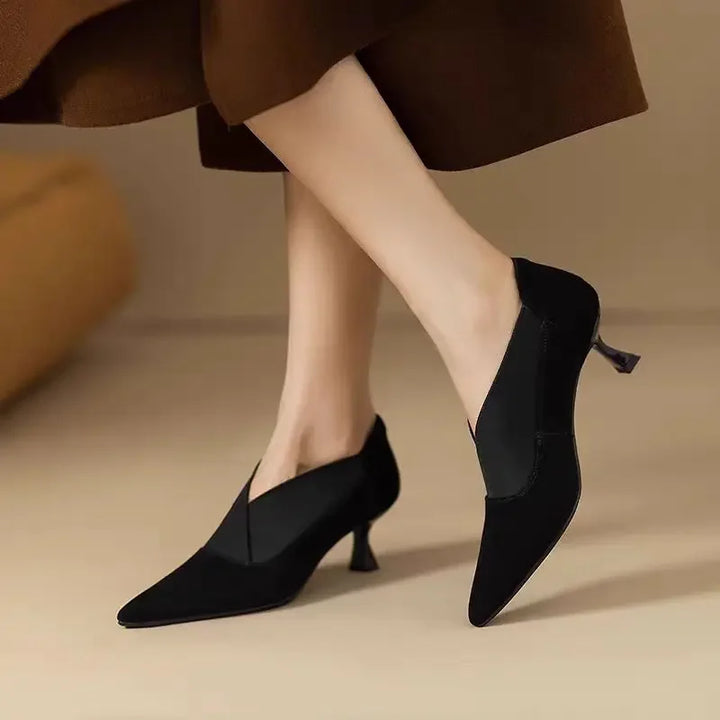 Virelle | Elegant Pointed Heel Pumps