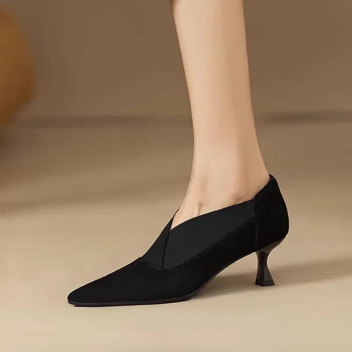 Virelle | Elegant Pointed Heel Pumps