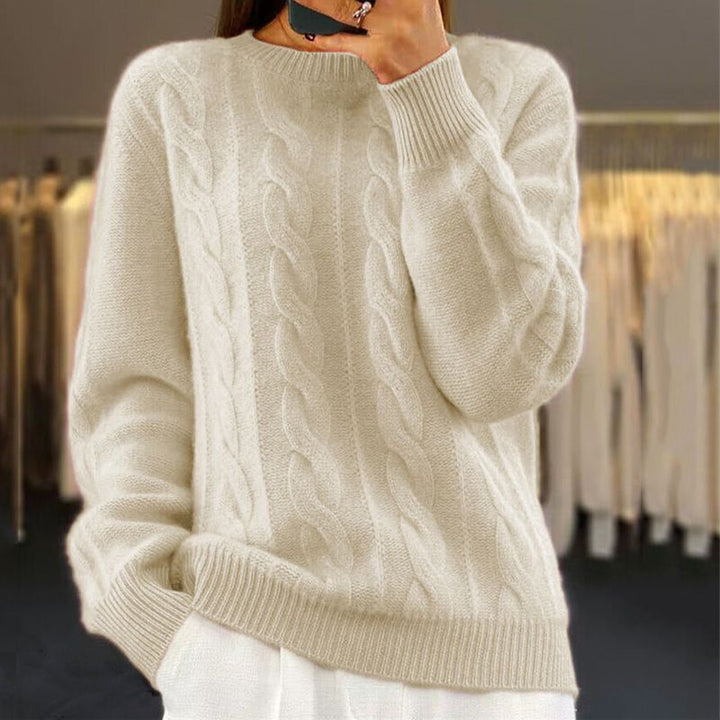 Alora | Classic Cable-Knit Sweater