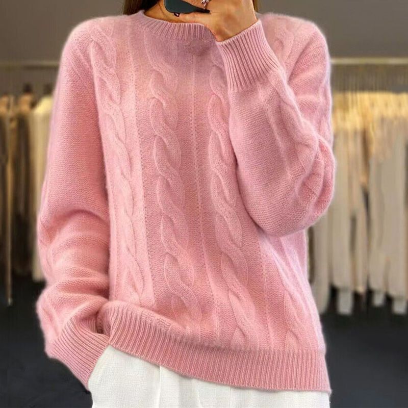 Alora | Classic Cable-Knit Sweater